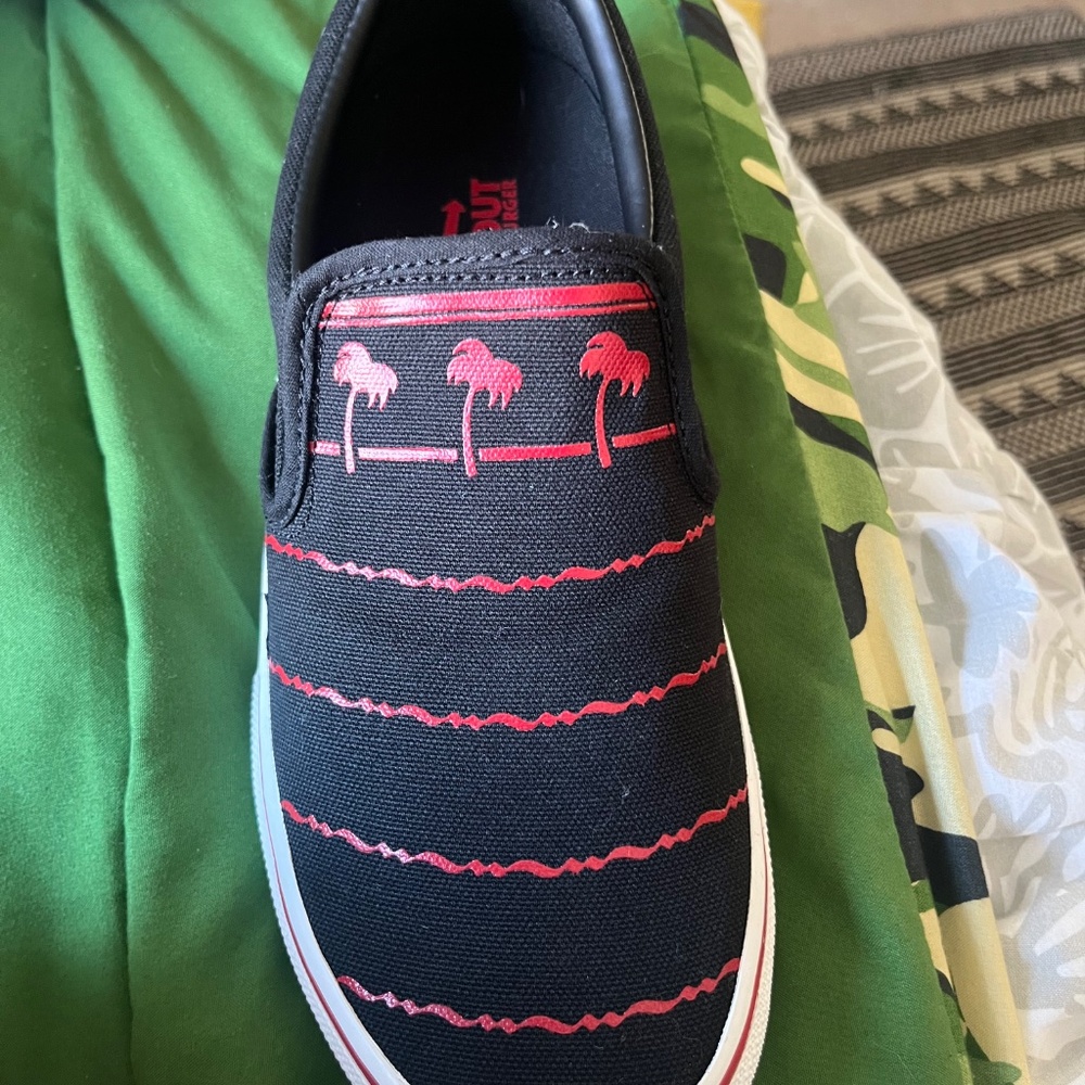 Vans - Picture 3 of 3